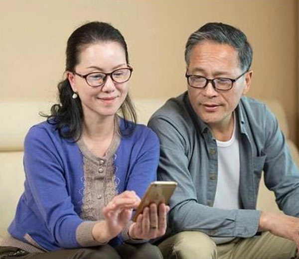 老年人如何戴老花鏡？注意四大錯(cuò)誤