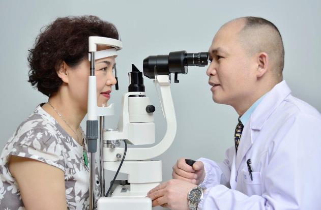 怎么選購老花鏡?美麗島多焦鏡為您量身定制 怎么選購老花鏡?美麗島多焦鏡為您量身定制